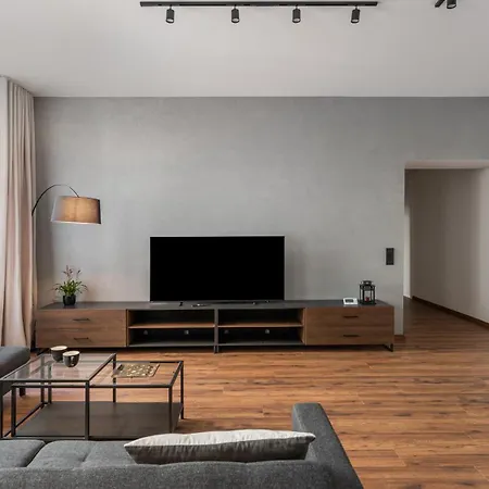 Old Town Deluxe By Bookinghost * Krakkó